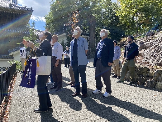 善光寺見学の様子