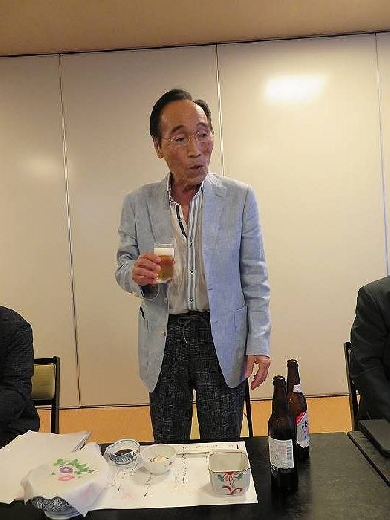 乾杯：神嶋理事