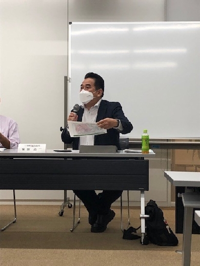 三芳町議会議員　菊地浩二様